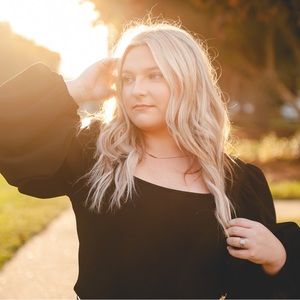 Meet your Posher, Chloe